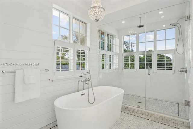 $25,000 | 350 Woodcrest Road, Key Biscayne, FL 33149