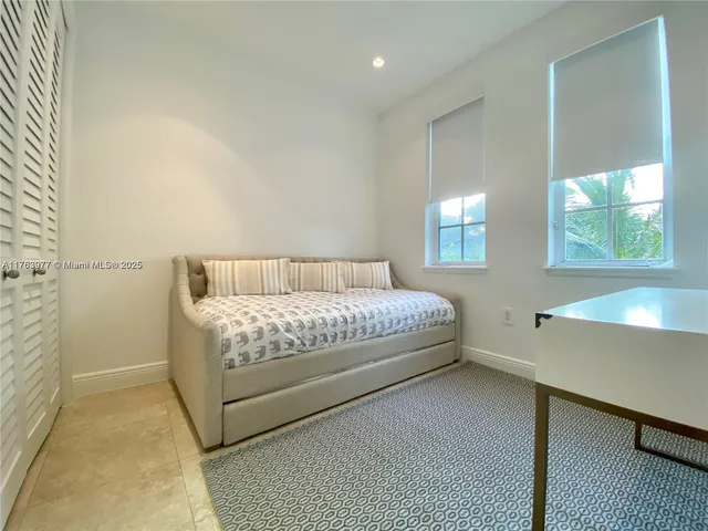 $25,000 | 350 Woodcrest Road, Key Biscayne, FL 33149