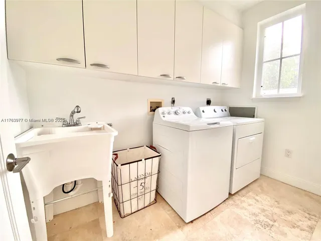 $25,000 | 350 Woodcrest Road, Key Biscayne, FL 33149