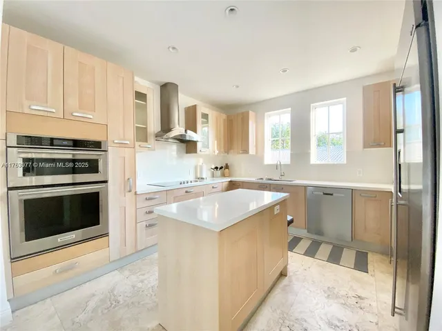 $25,000 | 350 Woodcrest Road, Key Biscayne, FL 33149