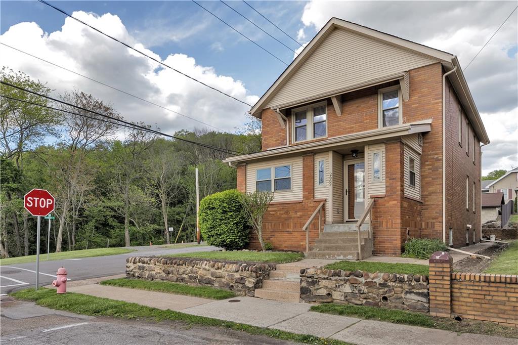 2662 Beaver Road Ambridge, PA 15003 - Photo 2 of 24