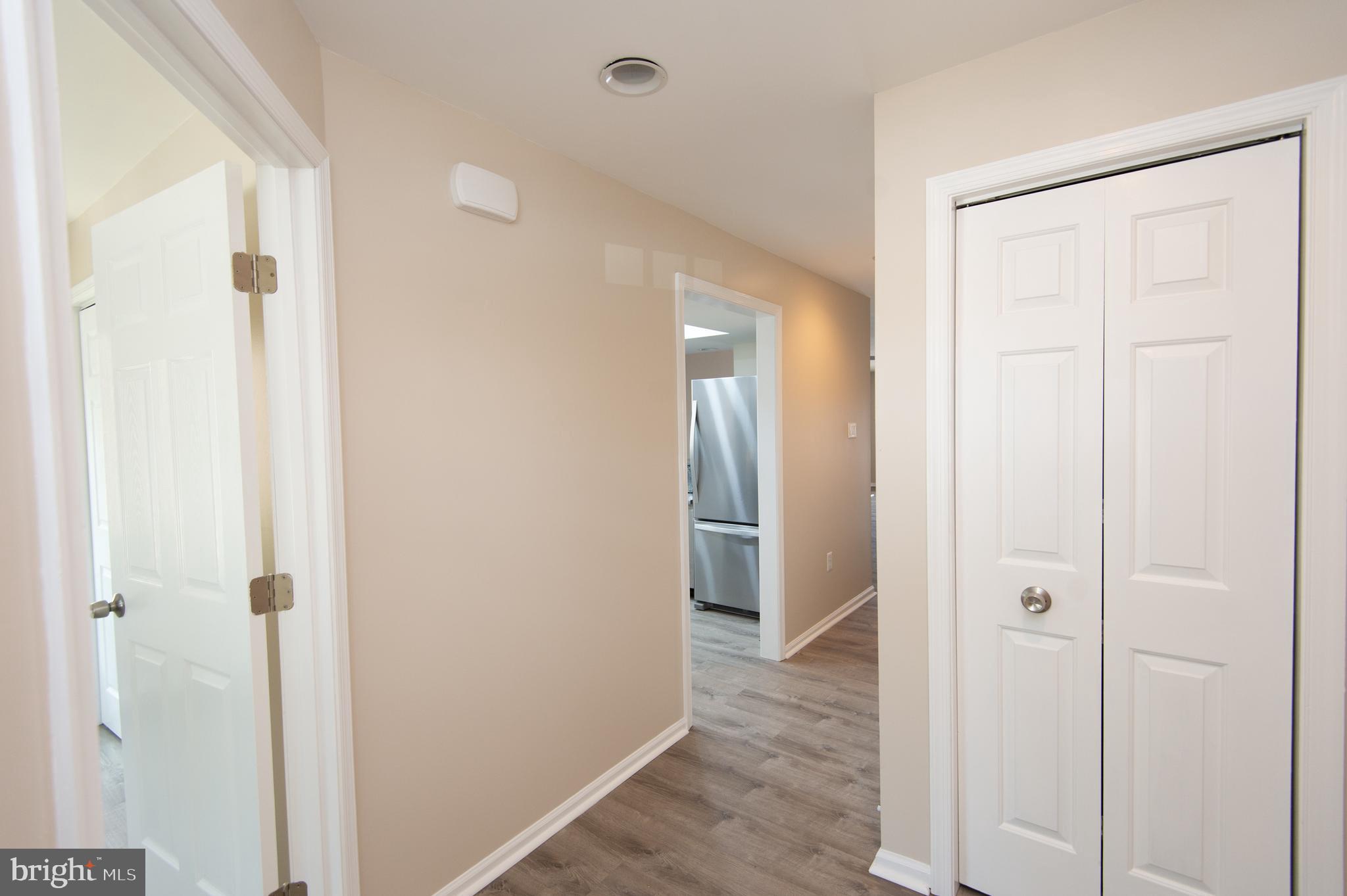 214 Market Square, Unit 7A Cambridge, MD 21613 - Photo 3 of 54 Foyer