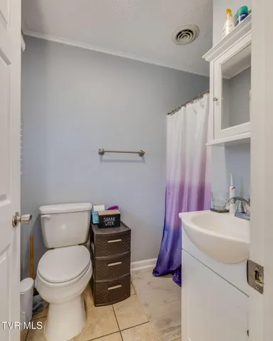 $330,000 | 237 Paramount Drive, Bristol, TN 37620