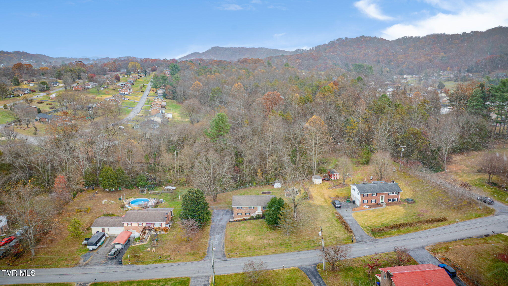 237 Paramount Drive Bristol, TN 37620 - Photo 34 of 38 102