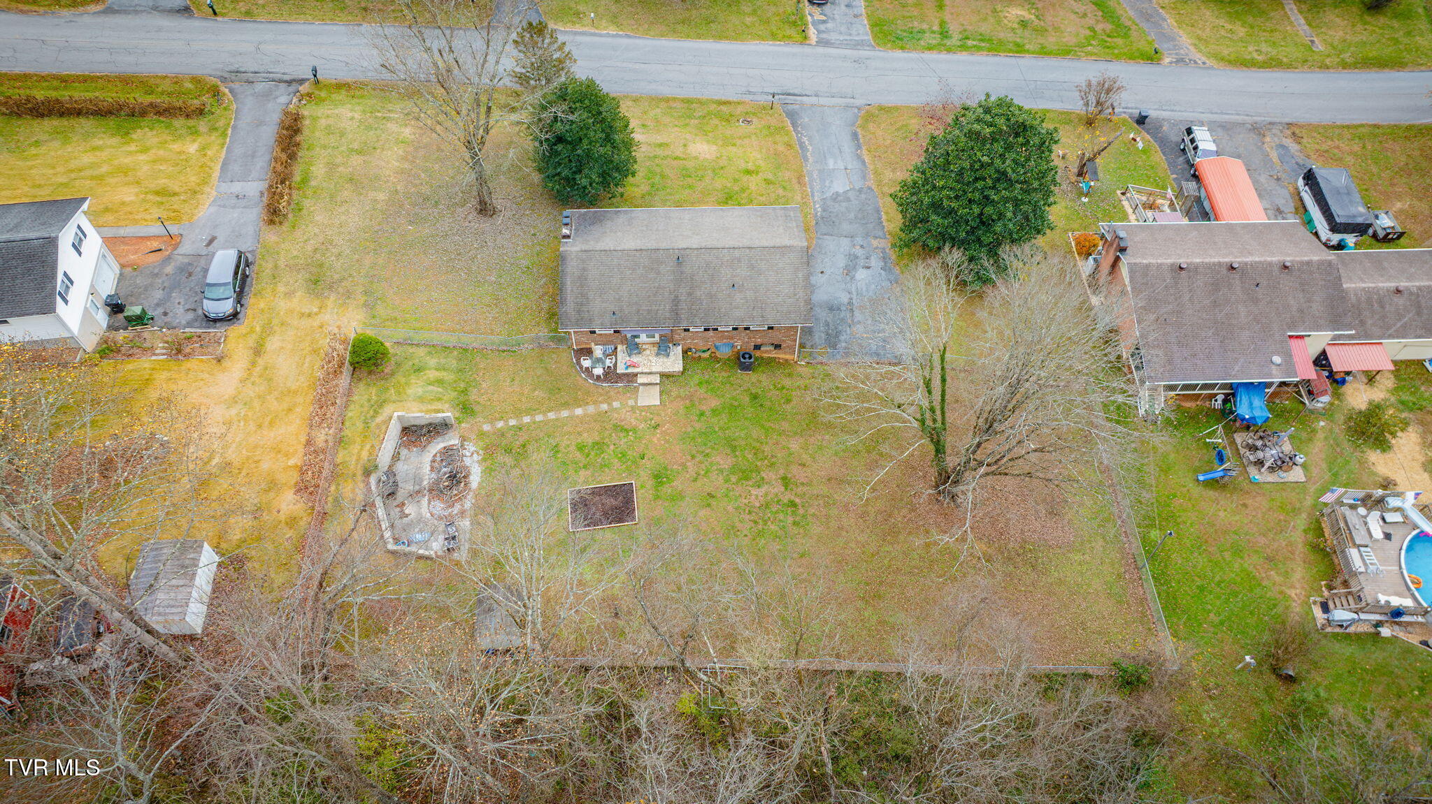 237 Paramount Drive Bristol, TN 37620 - Photo 36 of 38 104