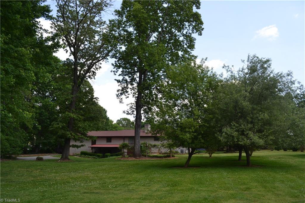 302 McCoy Road Reidsville, NC 27320 - Photo 14 of 17 Gallery Image 14