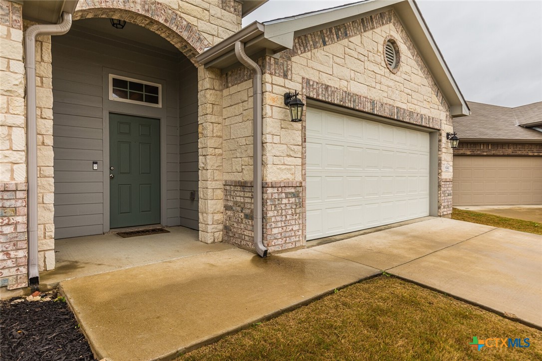 6142 Fairburn Temple, TX 76502 - Photo 3 of 38 a view of front door