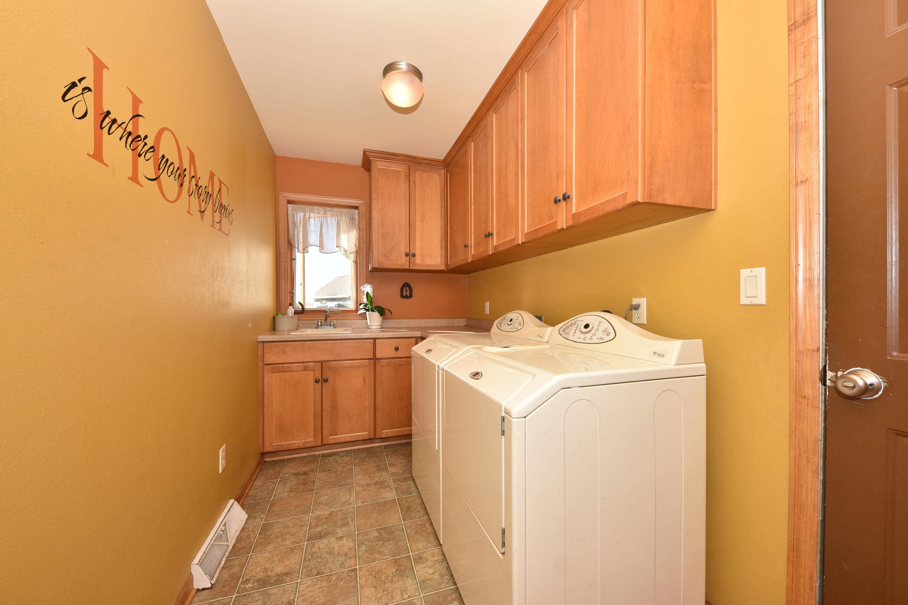123 Linden Lane Cedar Grove, WI 53013 - Photo 15 of 37 Laundry Room