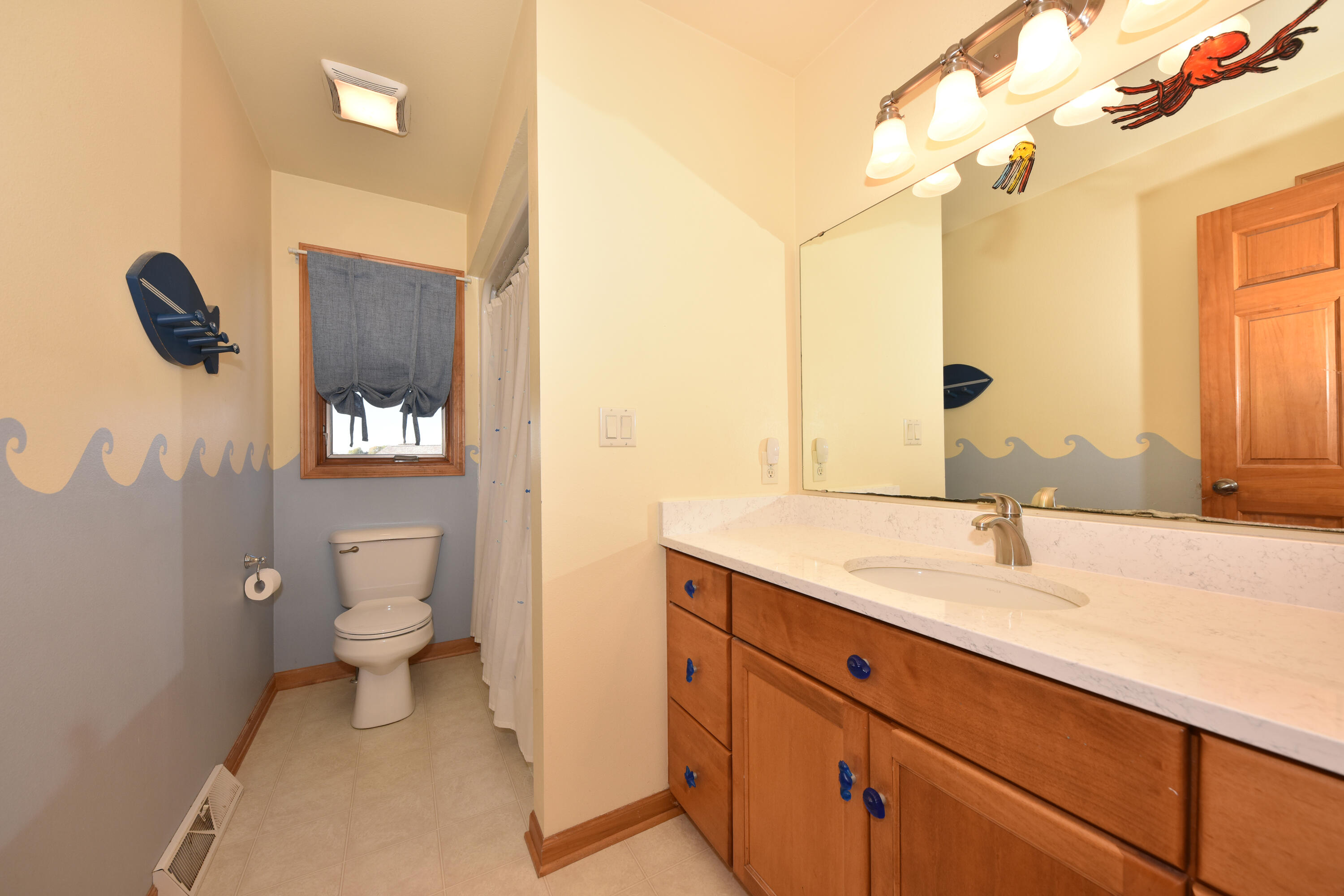 123 Linden Lane Cedar Grove, WI 53013 - Photo 26 of 37 Bathroom