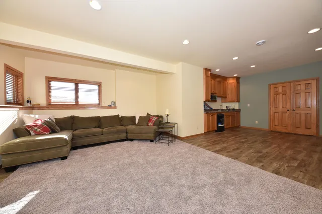 $619,000 | 123 Linden Lane, Cedar Grove, WI 53013