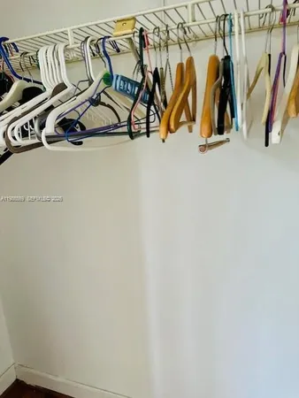 $2,350 | 736 13th Street, Unit 212, Miami Beach, FL 33139