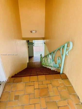 $2,350 | 736 13th Street, Unit 212, Miami Beach, FL 33139