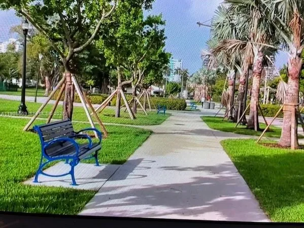 $2,350 | 736 13th Street, Unit 212, Miami Beach, FL 33139