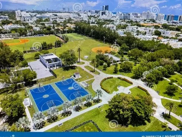 $2,350 | 736 13th Street, Unit 212, Miami Beach, FL 33139