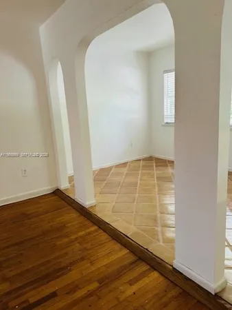 $2,350 | 736 13th Street, Unit 212, Miami Beach, FL 33139