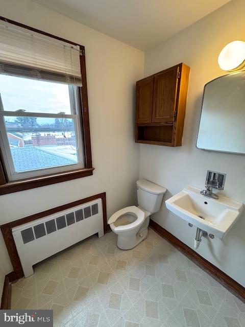 232 Bryan Place Hagerstown, MD 21740 - Photo 5 of 11 a bathroom with a sink and a mirror