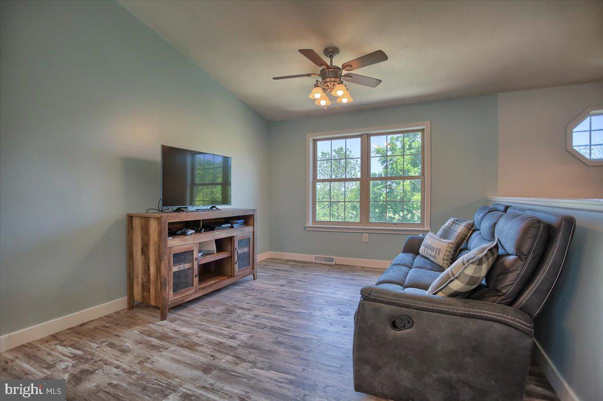 2409 Croll School Road York, PA 17403 - Photo 3 of 34 Gallery Image 3