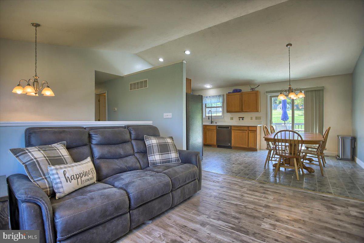 2409 Croll School Road York, PA 17403 - Photo 5 of 34 Gallery Image 5