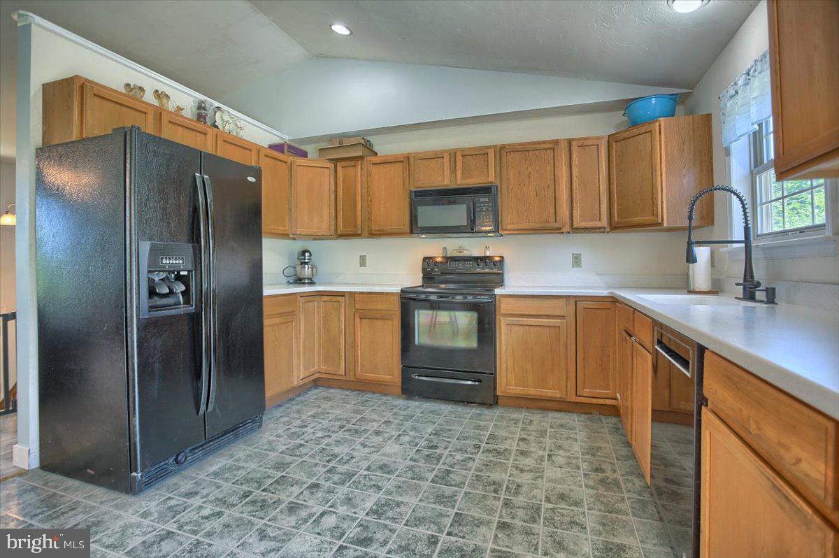 2409 Croll School Road York, PA 17403 - Photo 9 of 34 Gallery Image 9