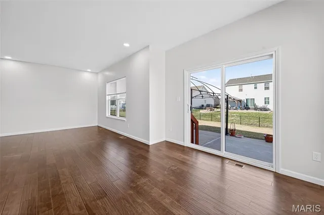 $2,650 | 3501 Charlestowne Crossing Drive, St. Charles, MO 63301