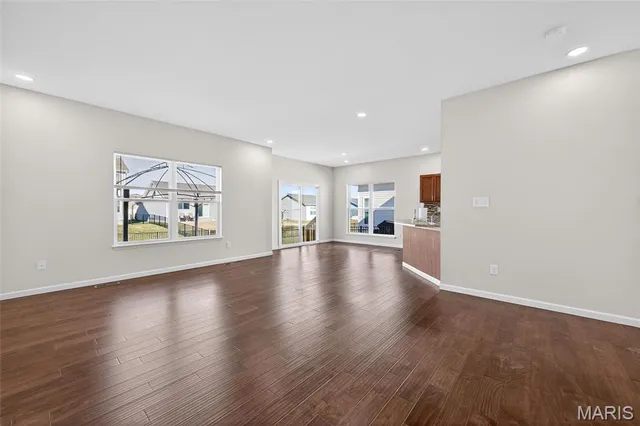 $2,650 | 3501 Charlestowne Crossing Drive, St. Charles, MO 63301