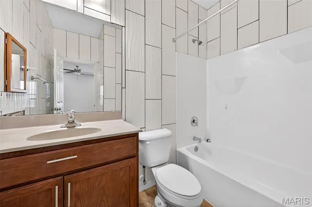 $2,650 | 3501 Charlestowne Crossing Drive, St. Charles, MO 63301