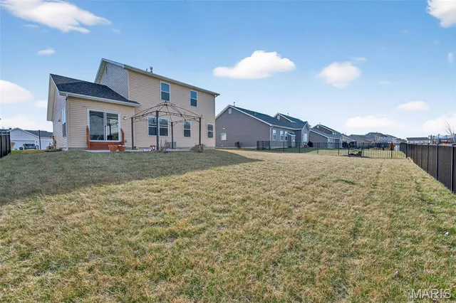 $2,650 | 3501 Charlestowne Crossing Drive, St. Charles, MO 63301