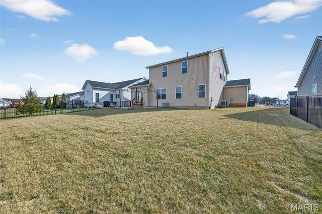 $2,650 | 3501 Charlestowne Crossing Drive, St. Charles, MO 63301