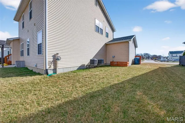 $2,650 | 3501 Charlestowne Crossing Drive, St. Charles, MO 63301