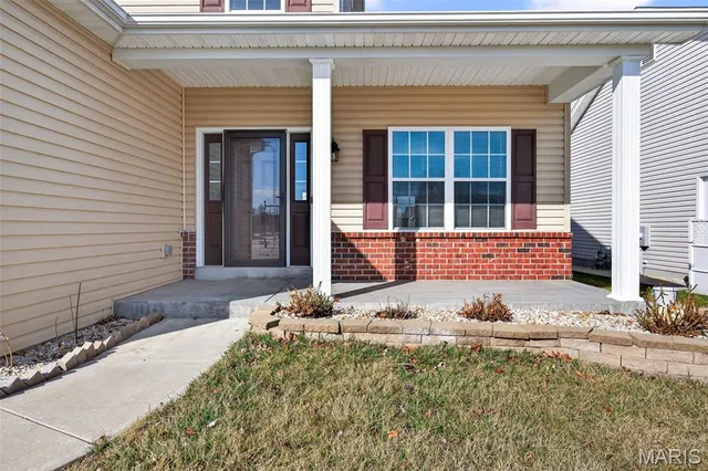 $2,650 | 3501 Charlestowne Crossing Drive, St. Charles, MO 63301