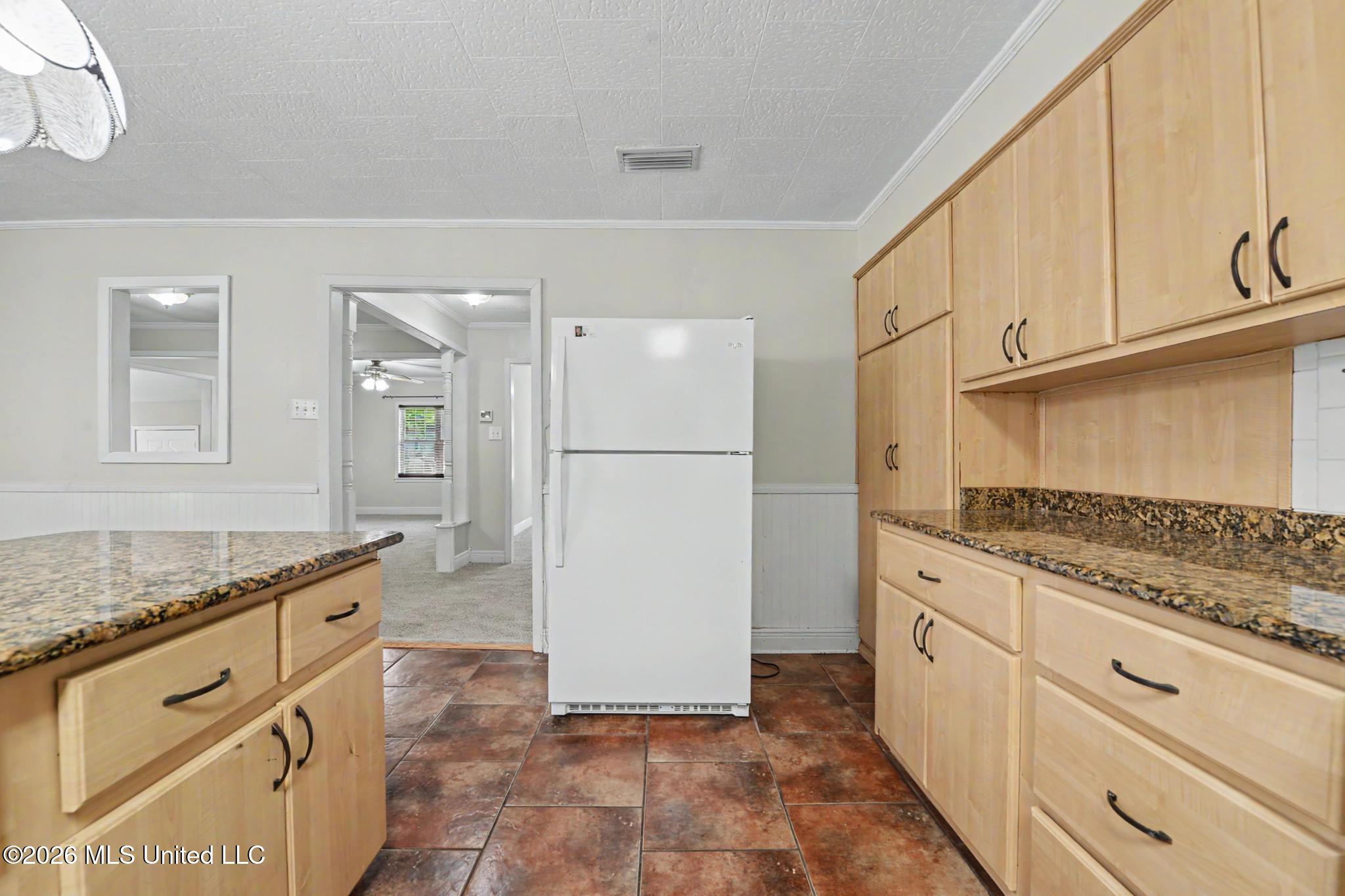 4800 Forrest Street Moss Point, MS 39563 - Photo 8 of 26 KITCHEN