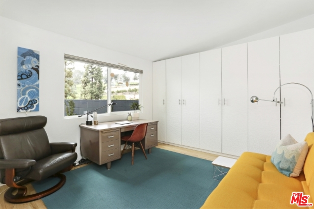 3651 Roderick Road Los Angeles, CA 90065 - Photo 22 of 40