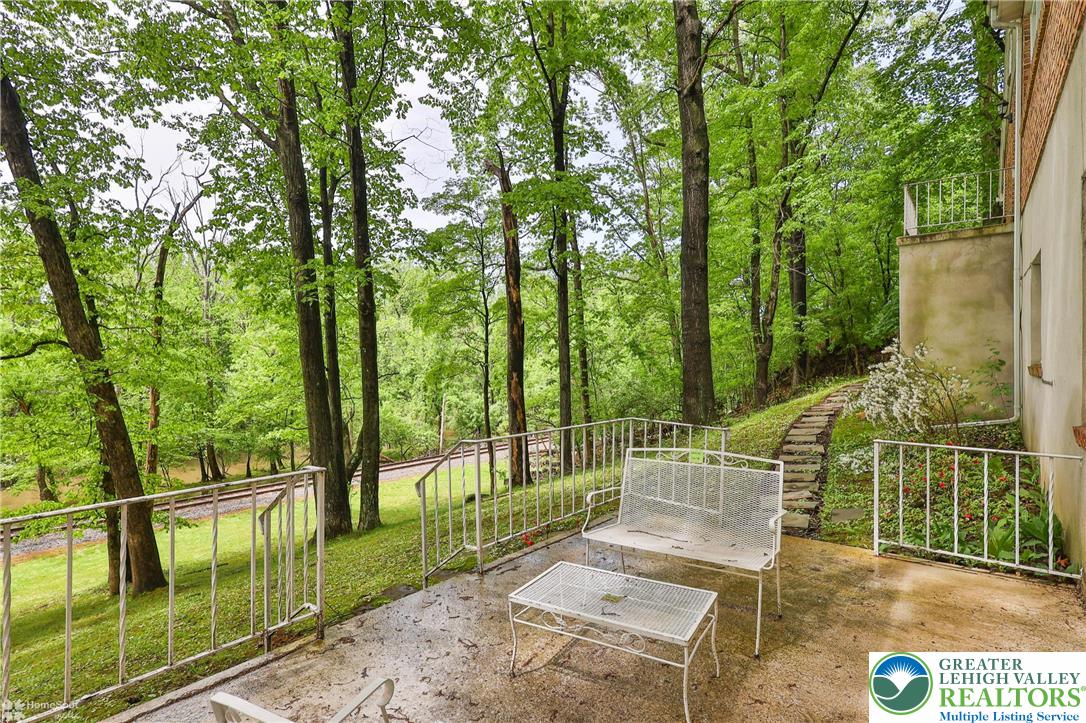257 Bierys Bridge Road Bethlehem, PA 18017 - Photo 27 of 28 Back