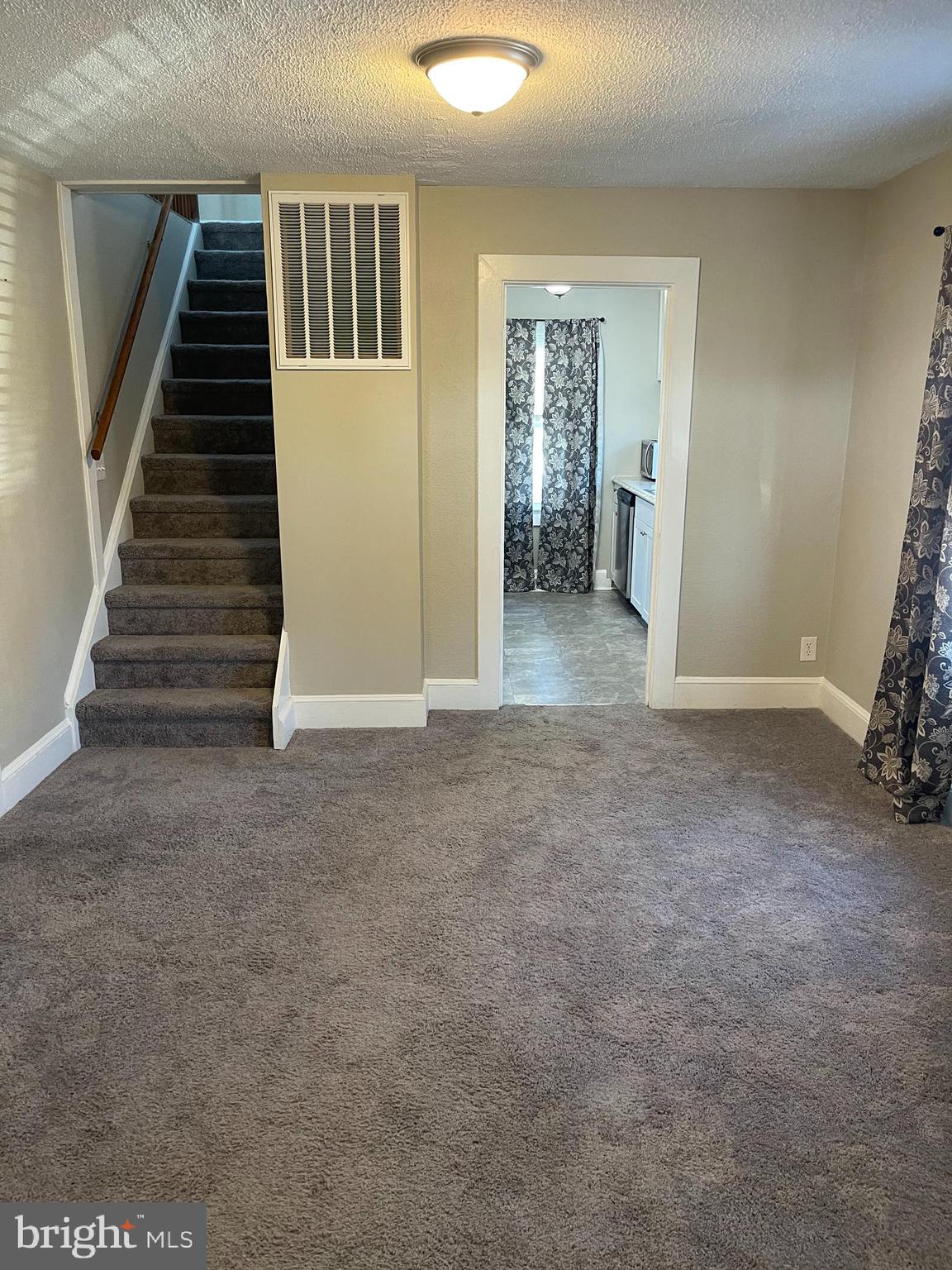 4613 Harrison Road Fredericksburg, VA 22408 - Photo 4 of 18 Family room