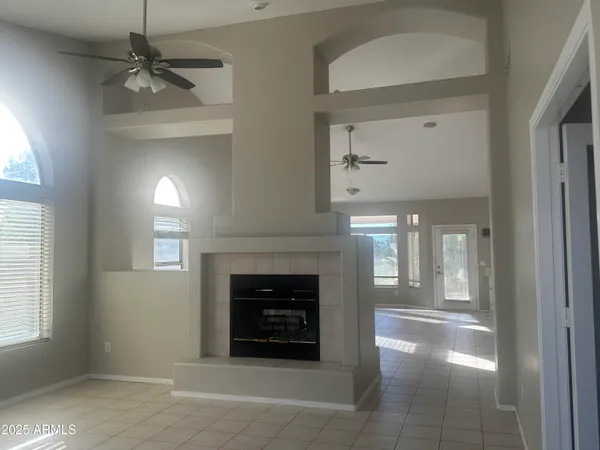 $2,500 | 1755 West Aspen Avenue, Gilbert, AZ 85233