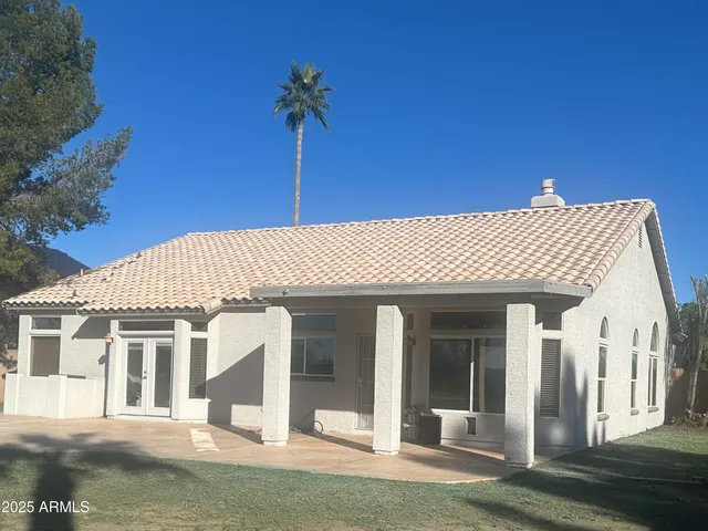 $2,700 | 1755 West Aspen Avenue, Gilbert, AZ 85233