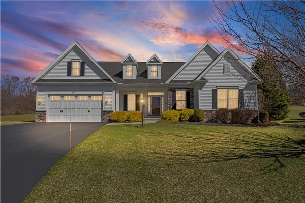 $649,900 | 77 Stonefield Mews Lane, Henrietta, NY 14534