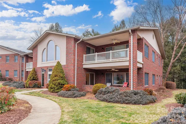 $475,000 | 1465 South Lakeshore Drive, Unit D2, Lake Junaluska, NC 28745
