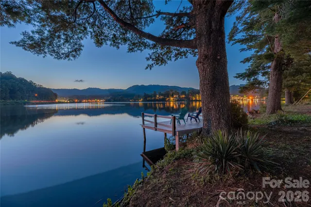 $500,000 | 1465 South Lakeshore Drive, Unit D2, Lake Junaluska, NC 28745