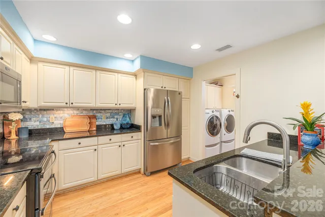 $500,000 | 1465 South Lakeshore Drive, Unit D2, Lake Junaluska, NC 28745