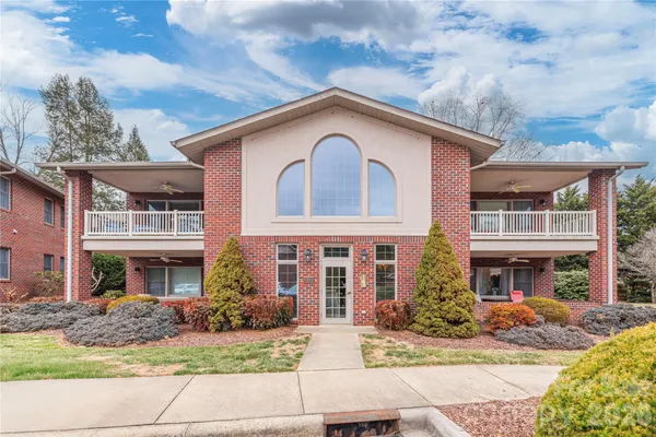 $475,000 | 1465 South Lakeshore Drive, Unit D2, Lake Junaluska, NC 28745