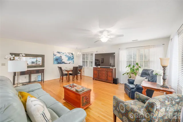 $500,000 | 1465 South Lakeshore Drive, Unit D2, Lake Junaluska, NC 28745