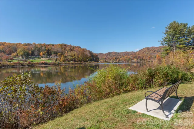 $500,000 | 1465 South Lakeshore Drive, Unit D2, Lake Junaluska, NC 28745