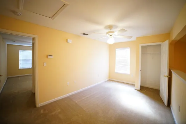 $1,300 | 2738 West Tharpe Street, Unit 2306, Tallahassee, FL 32303