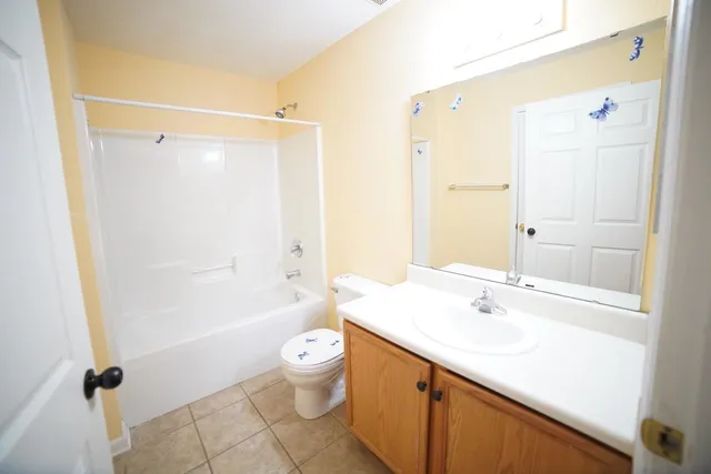 $1,300 | 2738 West Tharpe Street, Unit 2306, Tallahassee, FL 32303