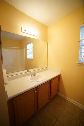 $1,300 | 2738 West Tharpe Street, Unit 2306, Tallahassee, FL 32303