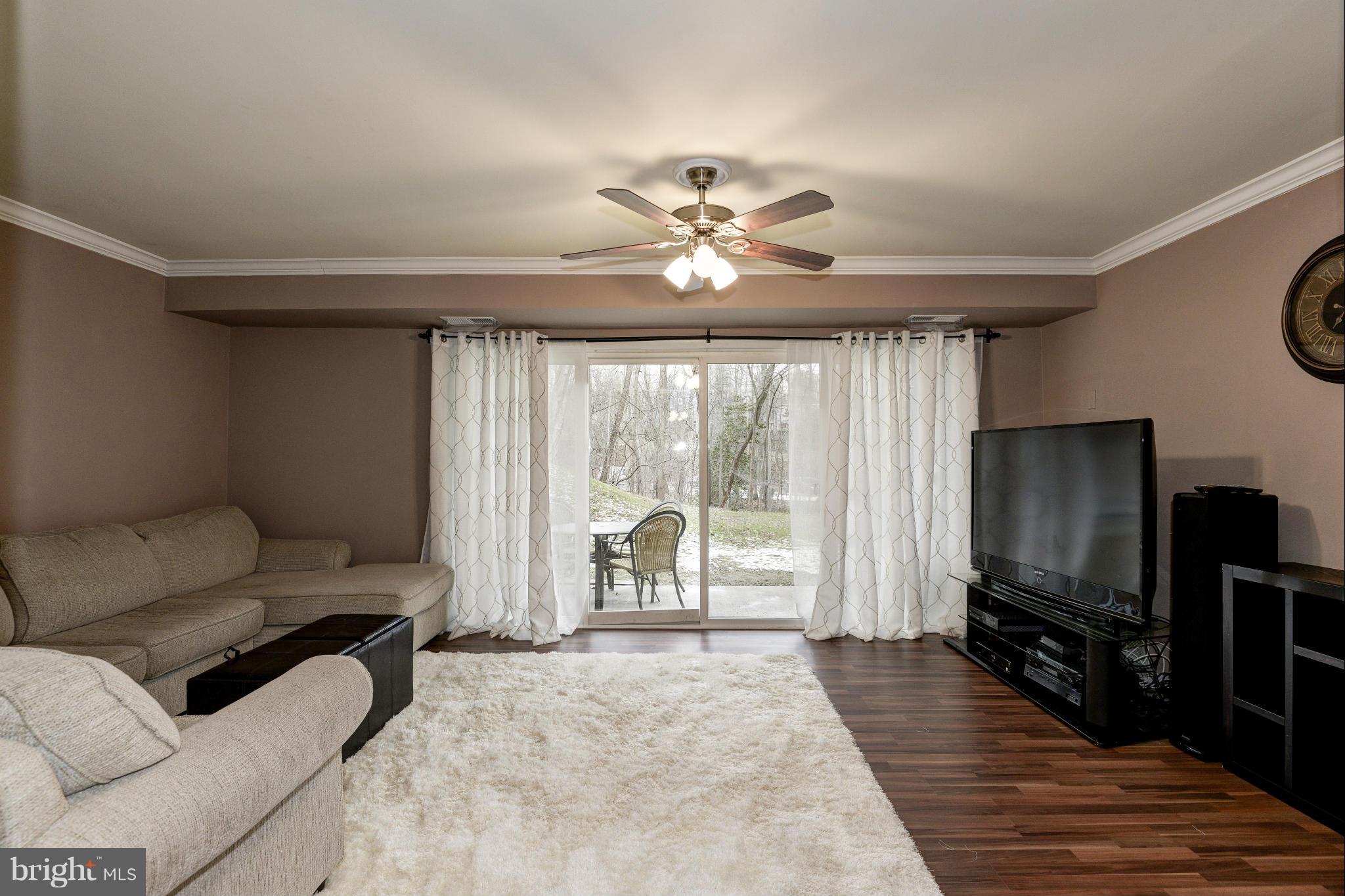 11600 Vantage Hill Road, Unit C Reston, VA 20190 - Photo 5 of 26 Family Room