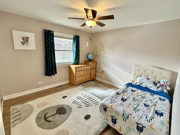 $649,000 | 1028 Tiverton Court, Schaumburg, IL 60193