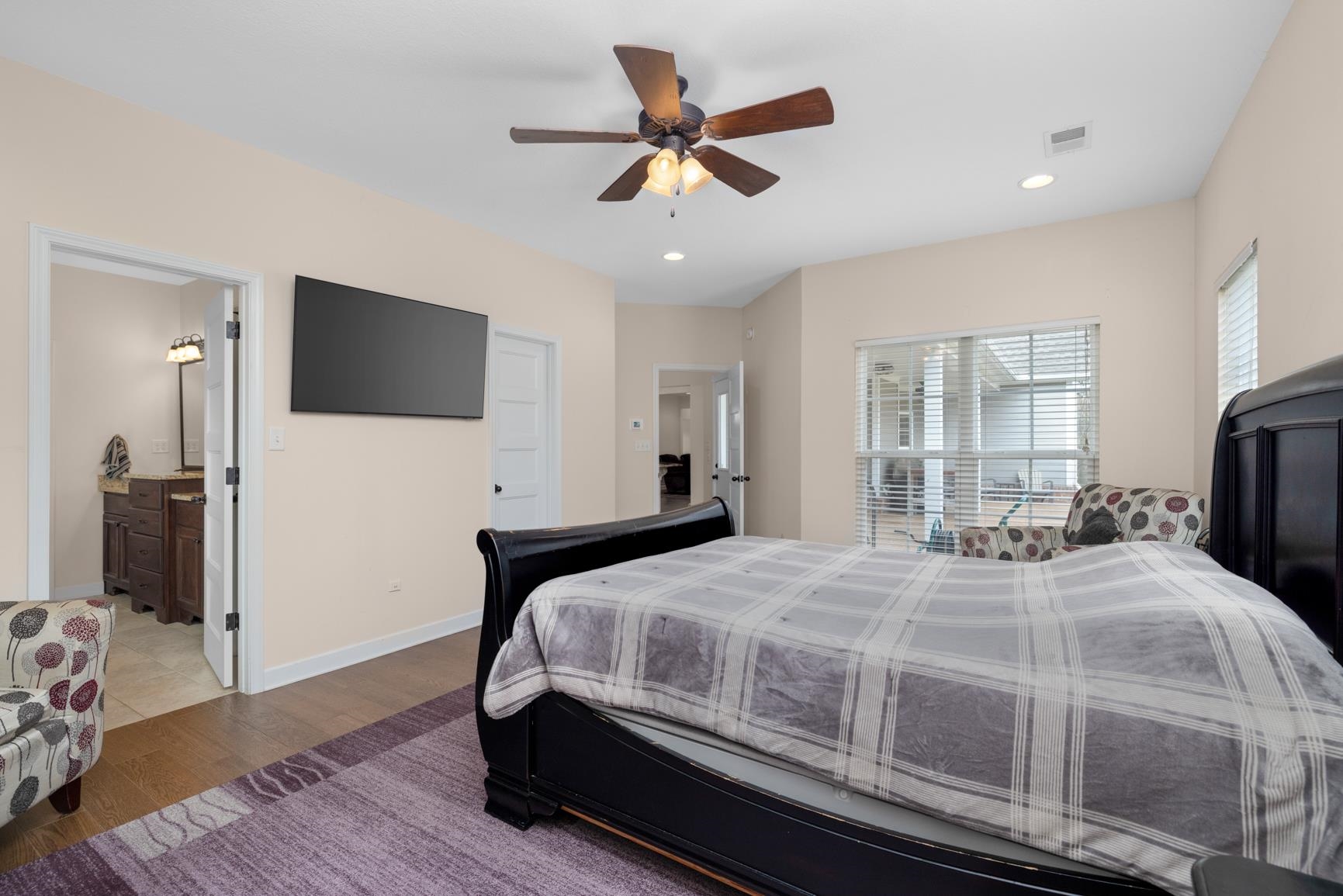 504 Bankston Road Nesbit, MS 38651 - Photo 17 of 39 Spacious room with wood-finish flooring, a ceiling fan, and recessed lighting