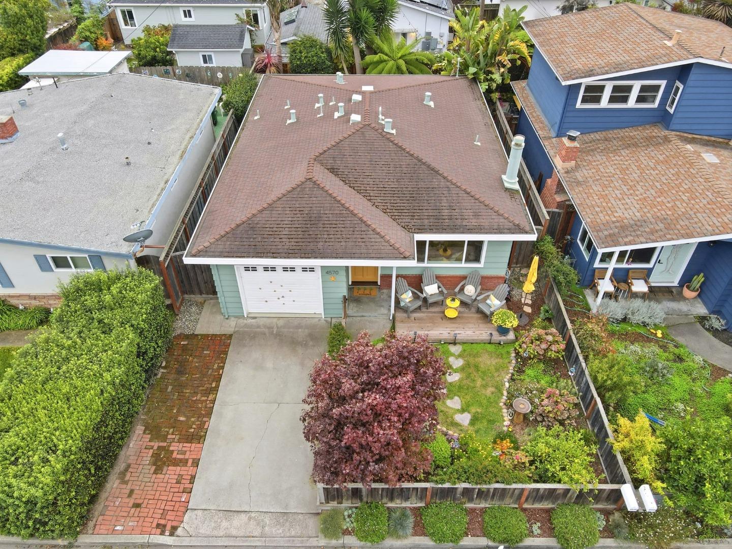 4570 Jewel Street Capitola, CA 95010 - Photo 28 of 45 an aerial view of a house